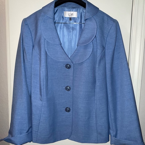 Le Suit Jackets & Blazers - Le Suit Women's Light Blue Jacket & Skirt Suit Set 18W